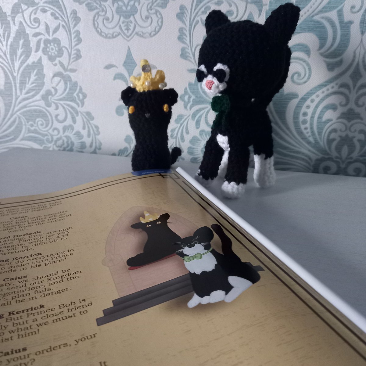 DinahMBishop's tweet photo. Act I Scene II of my drama serial titled ; King Bob the First. Is now published in Heckington Living Magazine! 
This time, we meet another King and his brother! (Yes, I also created them in crochet form. Visit my Instagram to see the patterns I used!)
#dramaserial @KingBobsCourt https://t.co/0VSbYHdWir