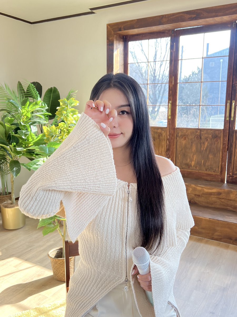 itzailee's tweet photo. 일리언들 남은 주말 잘 보내고 내일 한 주 시작 파이팅 해요!💙 https://t.co/l1buXf3Fiv