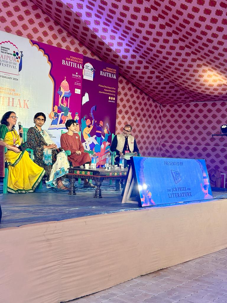 JaipurLitFest's tweet photo. Libraries ignite the first spark for the love of books and reading. The JCB Foundation's deep commitment to literacy and literary outreach is reflected in the Community Library Project, which embodies the idea of ‘Reading Is Thinking’. At the Samsung Galaxy Tab S9 Series Jaipur https://t.co/a4N2JFfXOt