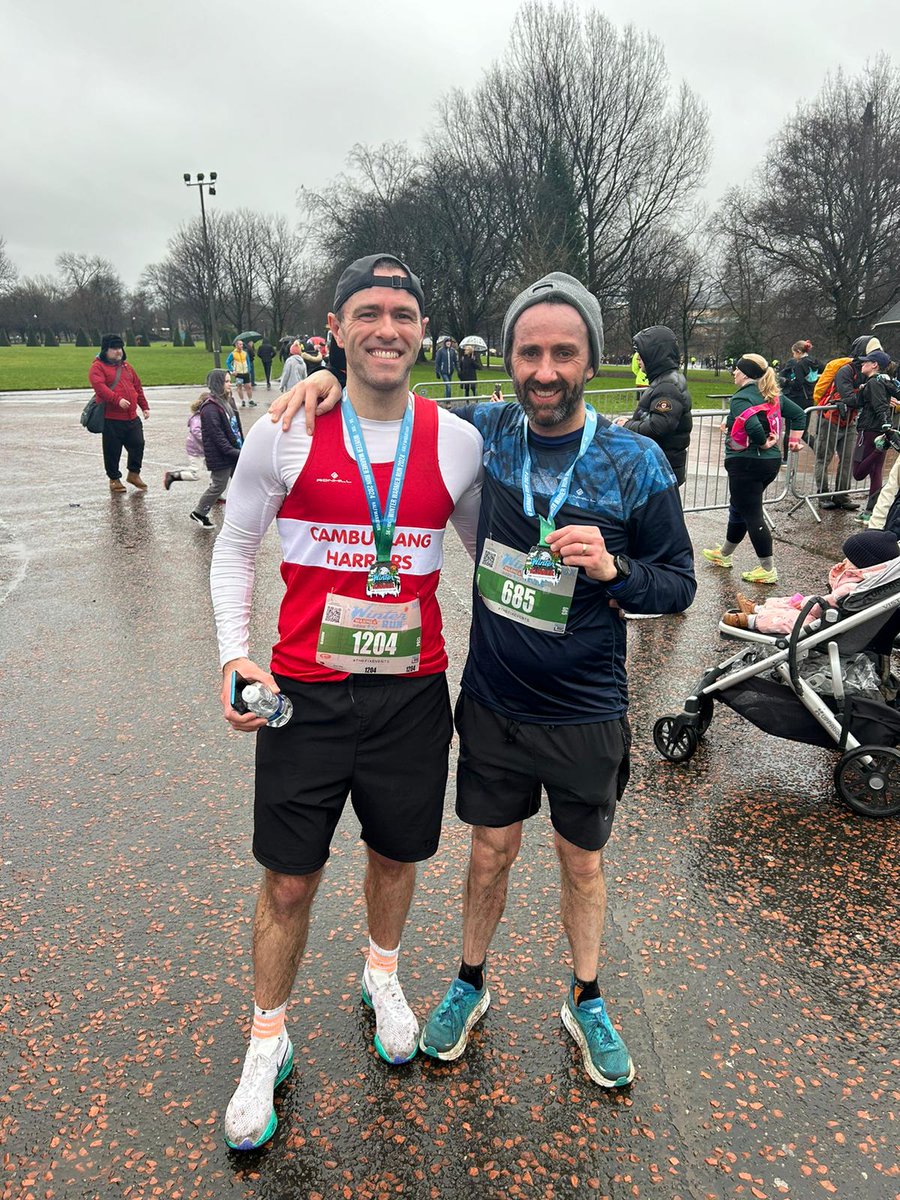 Glasgow Winter Warmer this morning, lovely weather for it! 🤿🏃‍♂️🏃‍♀️ Team Rosshall smashing it 🙌 Well done to Mr Barrett @RAInclusion on his PB and Miss Jacobs @RosshallHWB on her first ever 10k in an incredible sub 55! 👏👏👏 What a team! @RosshallAcademy @MrCMorrisDHT