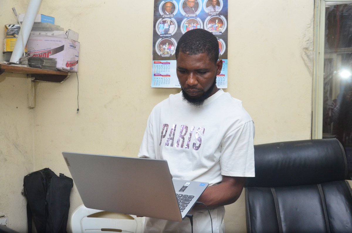 Be reasonable enough to believe in God and godly enough to hate evil.
Doubts kills more dreams than failure ever will.
Happy 1st Sunday of February 📷📷