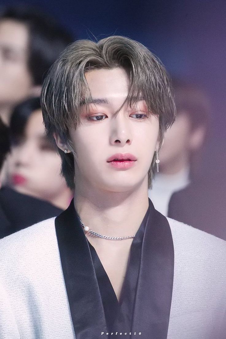 ROPLabel's tweet photo. @Kazina @jaecminn "Terima kasih untuk semua Talents dan Managers yang telah hadir dalam memeriahkan ROP Awards 2024. Yuda hadir untuk memulai closing ceremony sekaligus memberikan tanda atas berakhirnya masa beroperasi dari ROP Label 2.0" 

Yuda hadir sambil mengelapkan setitik air matanya itu. https://t.co/3cJHG4avWe