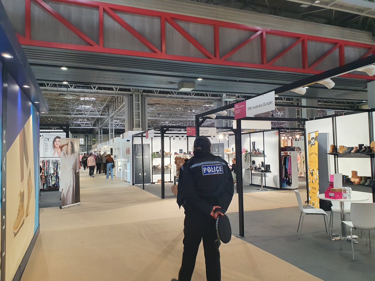 SmithswoodWMP's tweet image. Something a bit different, this afternoon officers have patrolled #NEC for the #SpringFair2024 

You will see us there the next few days as well so we hope everyone enjoys the show and say hi 👋 if you see us