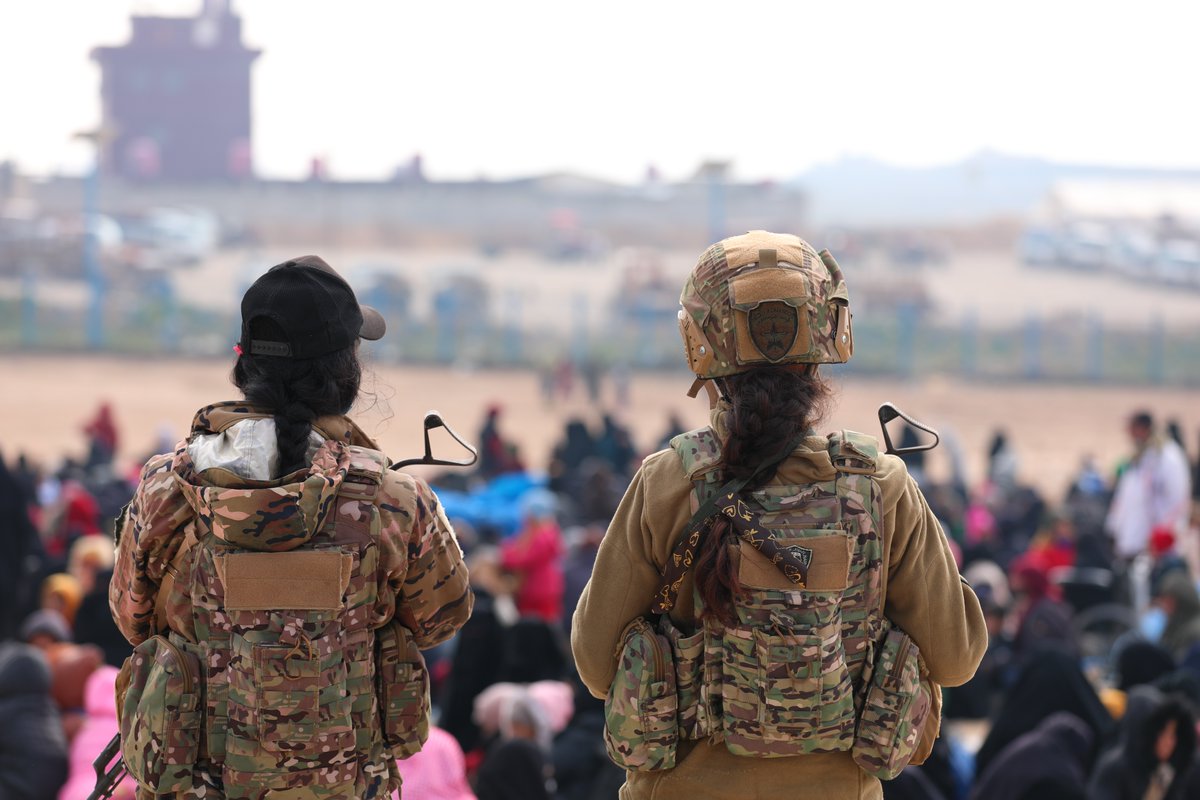 farhad_shami's tweet photo. #SDF
#KOMANDOS
#YAT
#YPJ
#ASAYIŞ
#NoISIS, #alHawl, #Security https://t.co/VCXV18bSH2