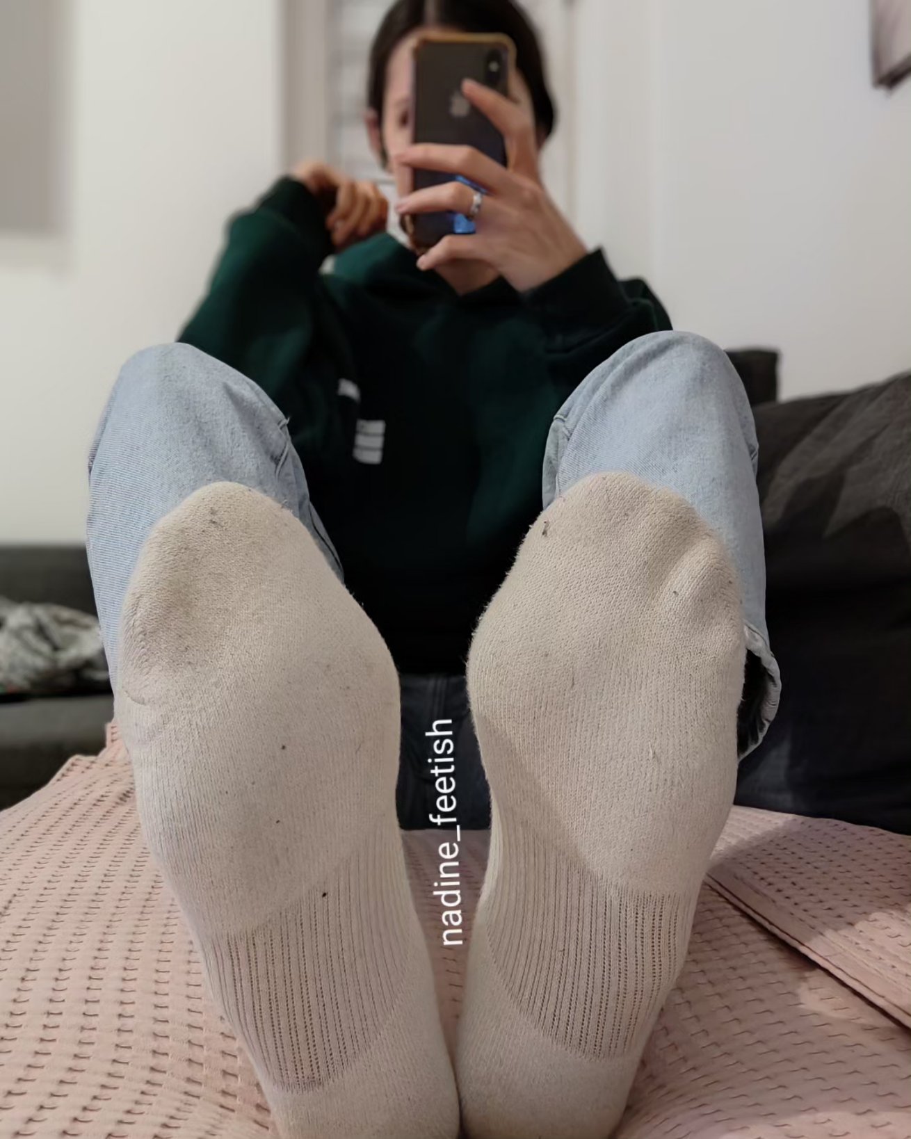 happy sunday bitches https://t.co/didUtwogdD