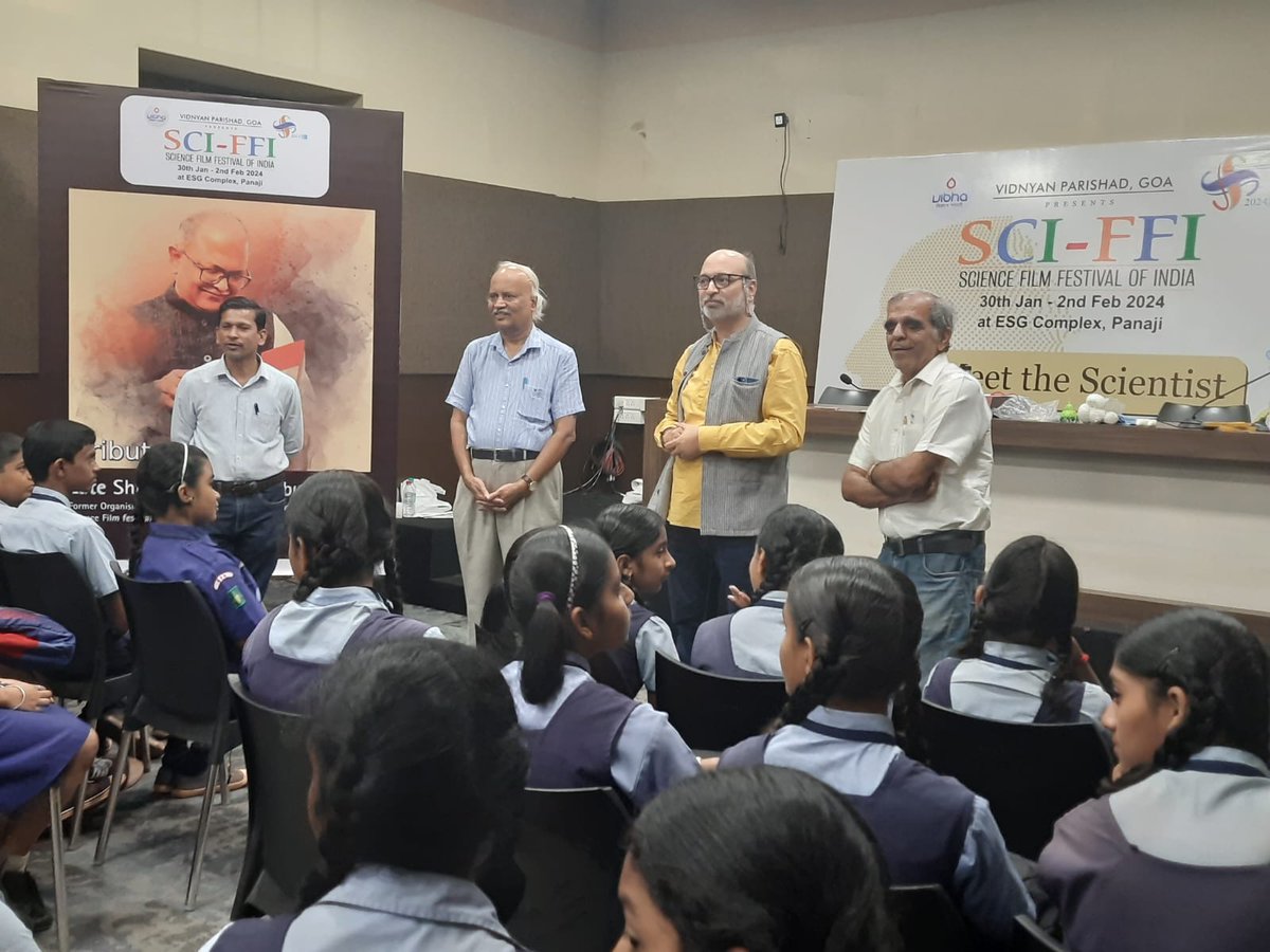 ncaor_goa's tweet photo. Dr. Rahul Mohan @Rahul_Mohan_GOA invited as expert in 'Meet the scientist' session during #SCIFFI 2024. Students were thrilled to attend the interactive session, where Dr. Rahul emphasized the importance of Polar Regions.
@moes https://t.co/WRMzaBIO0J