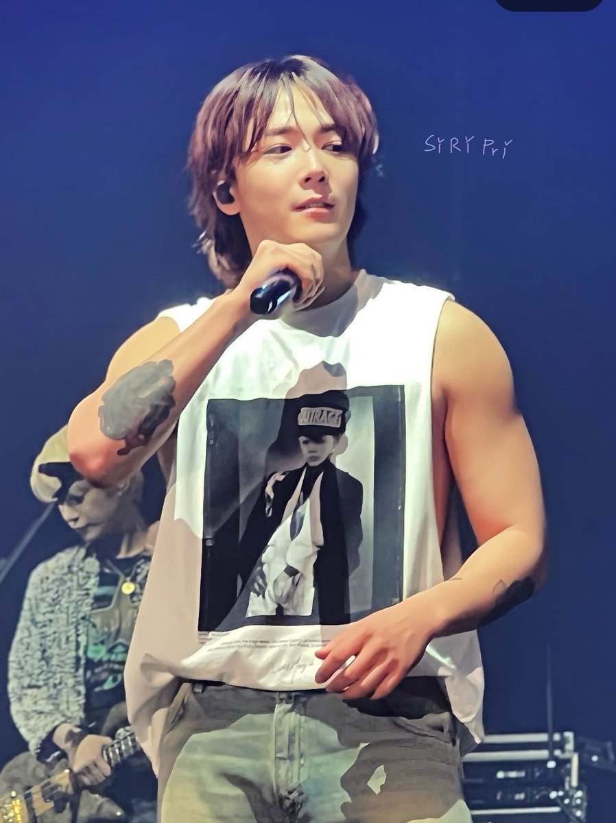 nu2868's tweet photo. 2024.02.03 FTISLAND LIVE ‘HEY DAY’ IN BANGKOK 🇹🇭#heydayinbkk #ftisland #doyouknowftisland #doyouknowprimadonna @skullhong @saicowow @FtDrMH1111 https://t.co/8SK1MBJuQh