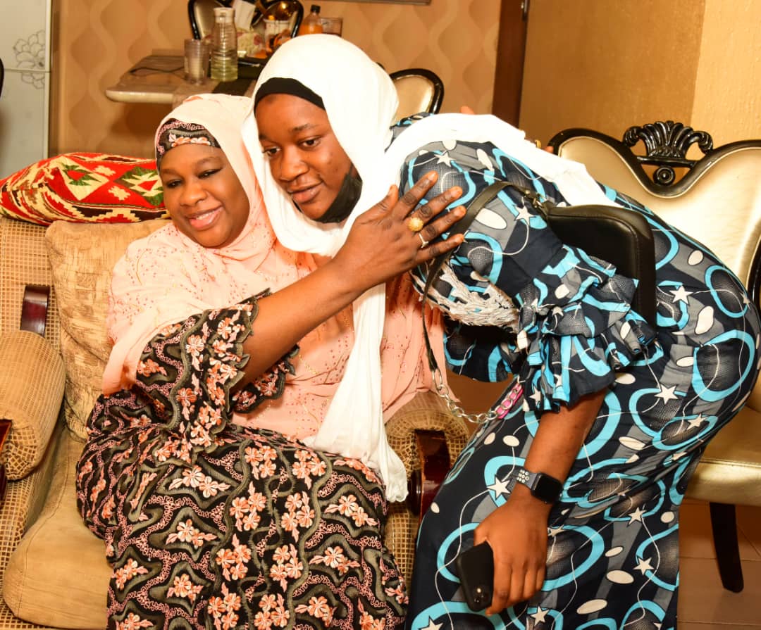 drmmariya's tweet photo. I paid a sympathy visit to the family of Al-Kadriyar Mansoor, whose daughters were recently released after several days in kidnappers den. https://t.co/XdWCwCs9GB