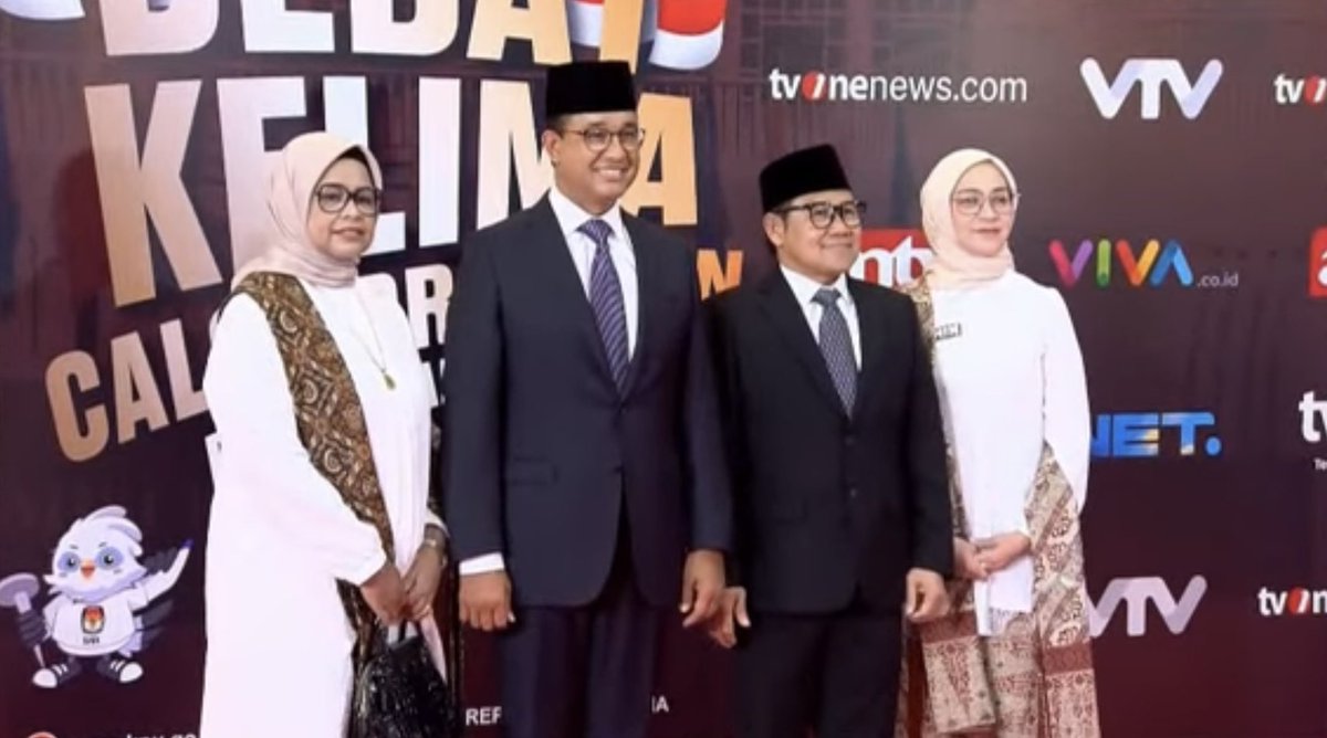 itoldusmile's tweet photo. We are doing great by make it to the Indonesian’s Trending 🥳🥳
Keep dropping the tag ❣️
ABAH ANIES ROCKS DEBAT CAPRES
#AForEvery1
#AniesFinalStage
#debatcapres2024
#DebateFinal8 https://t.co/cYF30056yg