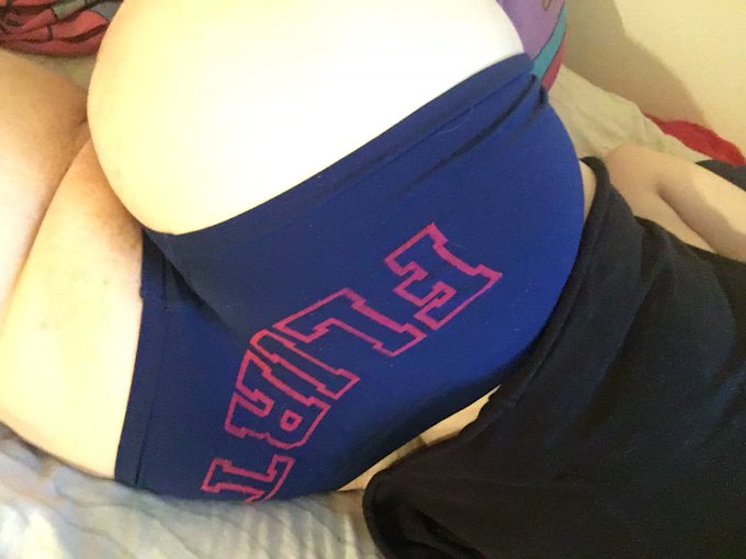 I&rsquo;m a flirt 😈 https://t.co/YRtT53Us72