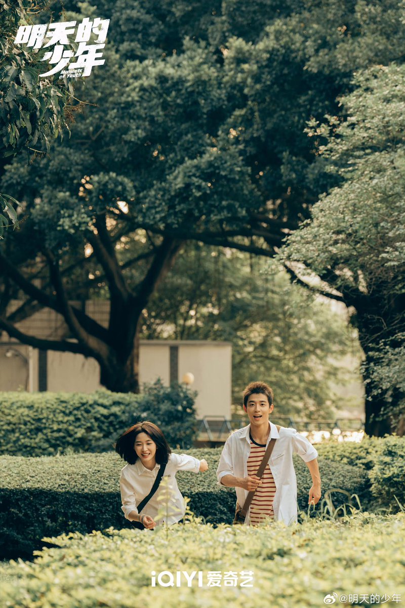 WuYuHengTH's tweet photo. แมวป่วย (#WuYuheng) &amp; ฉลามเจิน (#YangXizi)

#明天的少年 
#MomentsOfYouth 

#อู๋อวี่เหิง #吴宇恒 (2/2) https://t.co/tfaktPL92v