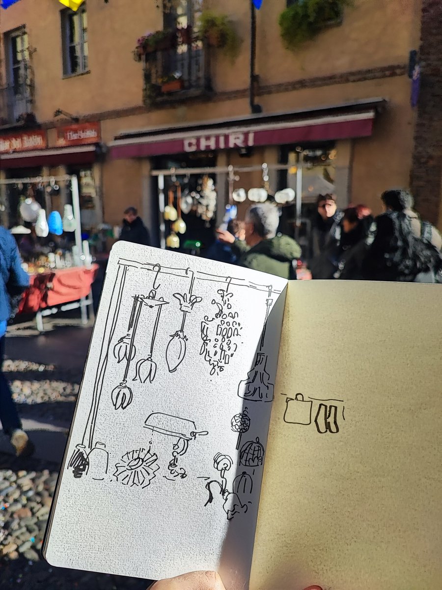 「カーニバルでUrban sketch 楽しかった」|ワダシノブ「いいかげんなイタリア生活」発売中！のイラスト