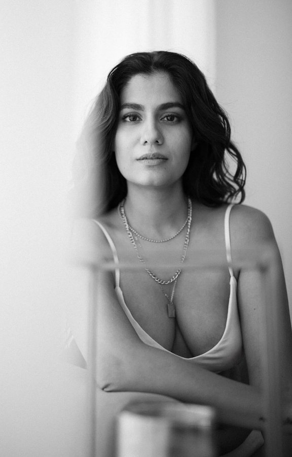 GFfi2UBXoAAAg1y?format=jpg&name=900x900