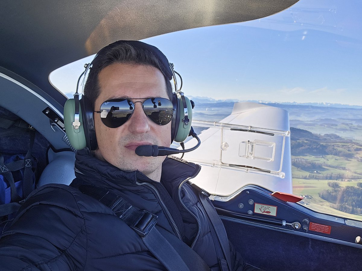 PilotRafa tweet media