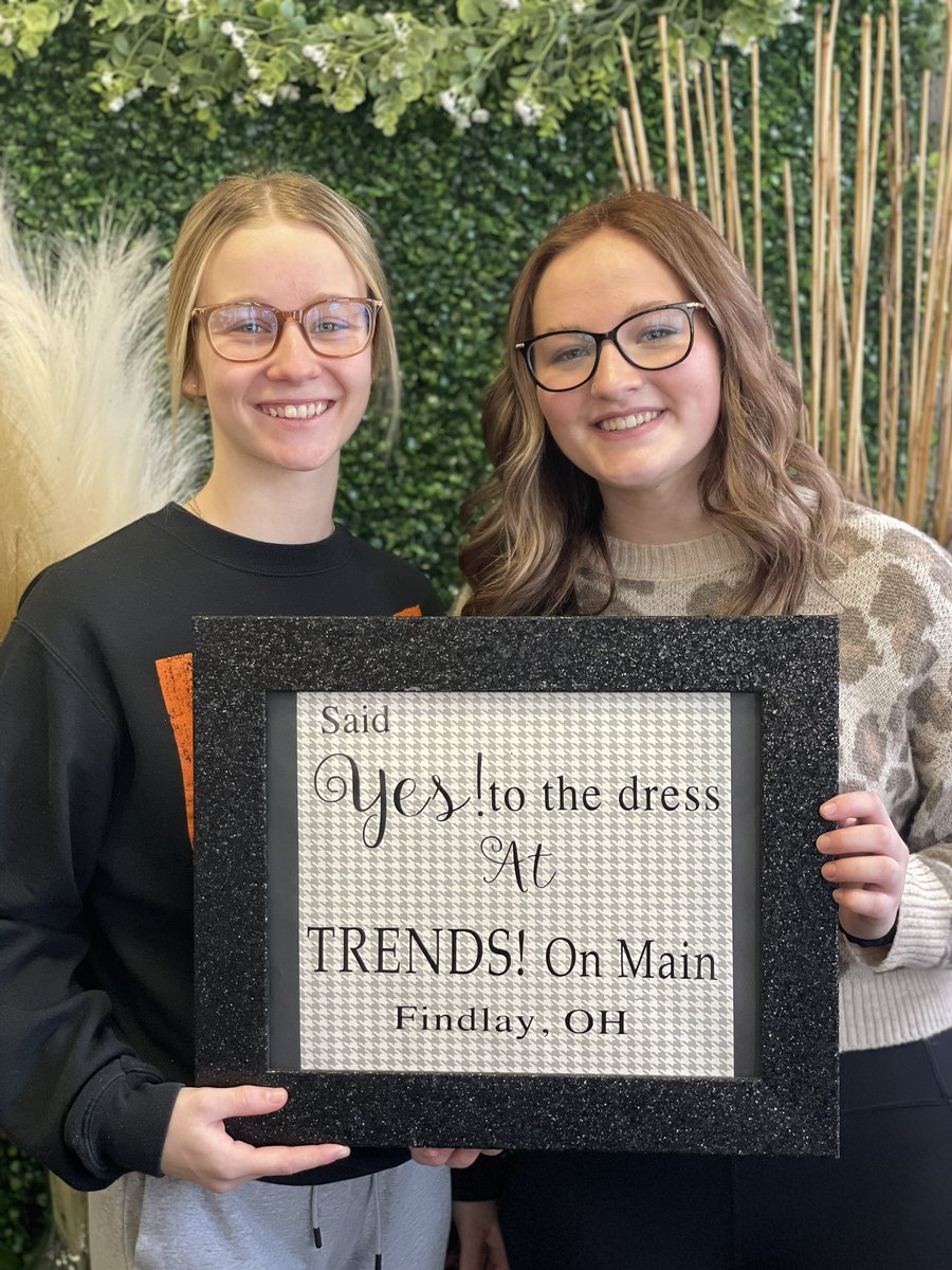 Trends on Main tweet media