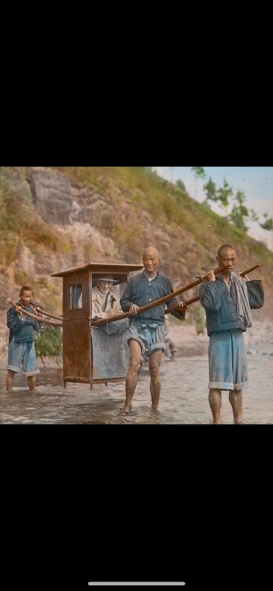 juliansutcliffe's tweet photo. @Sinobevan @HistoricSH Hopefully a fun addition - a great photo of Bishop Curtis in a sedan chair https://t.co/u7CDzgB4LX
