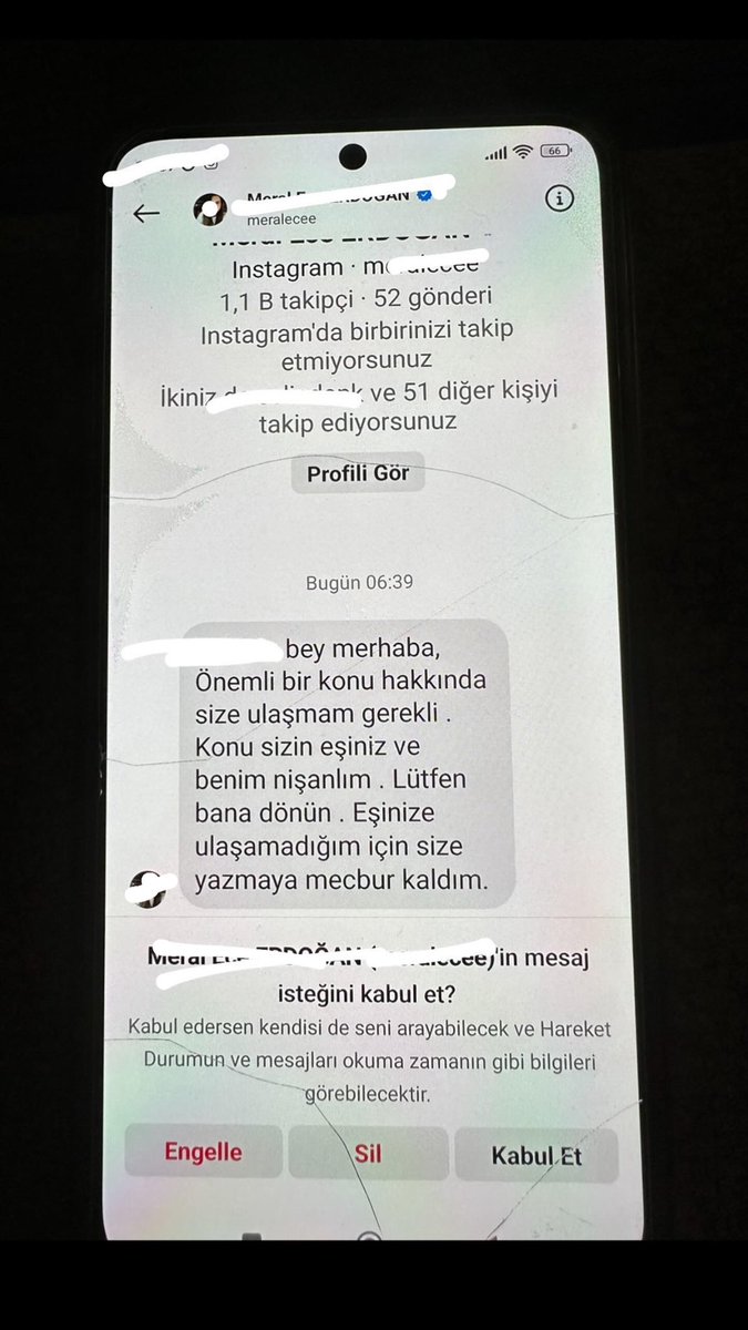 SSiringoz's tweet photo. Bunlar için MESAİ harcamayın! Yok mu sizin işiniz gücünüz! 
İnsan konuşmak istemediği ve engellediği tlf başkasına aratmaz! 
Adam olan da nişanlısı ile güven problemini başka kadınların kocalarına yazdırarak çözmez hööödük! 
Adam ama,sen adam değilsin üzerine alma! https://t.co/1sVfcUWN1n
