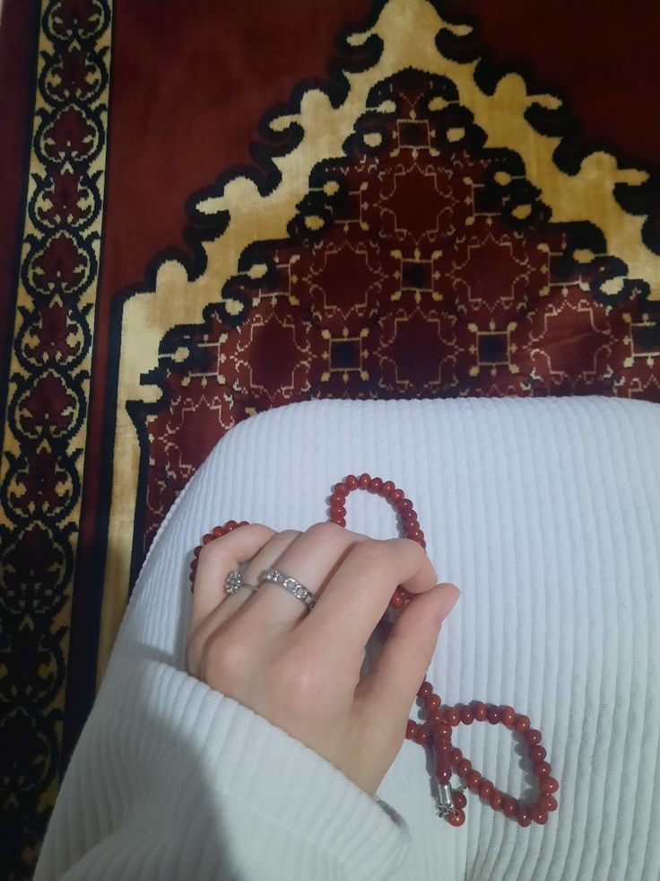 Sakoon to bus Allah ki Yaad main hai(Al Quran)❤️