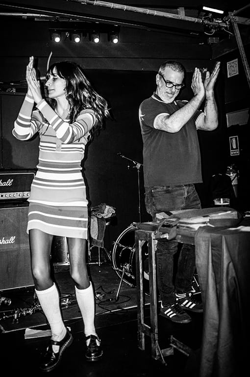 Dancing girls @ ballaruques unclesques!!