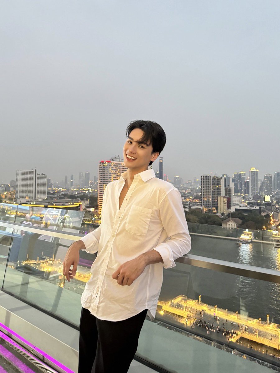 harit_keng's tweet image. 🌻🤍