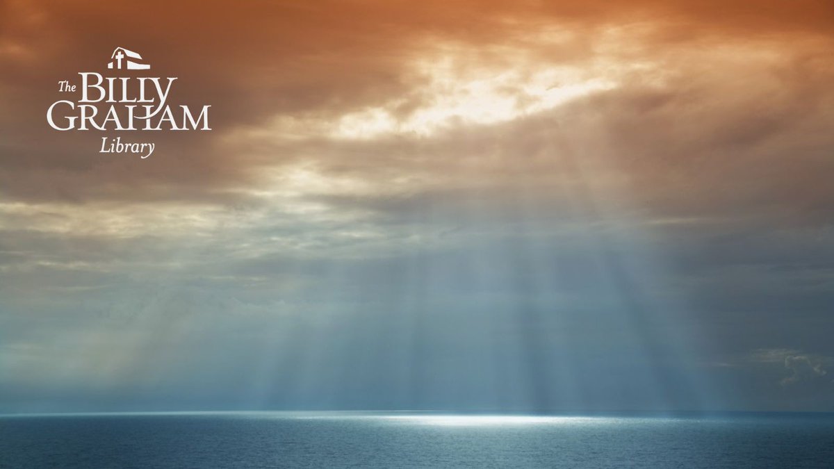 TheBGLibrary's tweet photo. #PrayerOfTheDay

I limit You so many times, Lord. Forgive my finite mind and fill me with Your wisdom, power, and mercy, so that I can touch those You love this day.

@BillyGraham https://t.co/T1GwP9PGM0