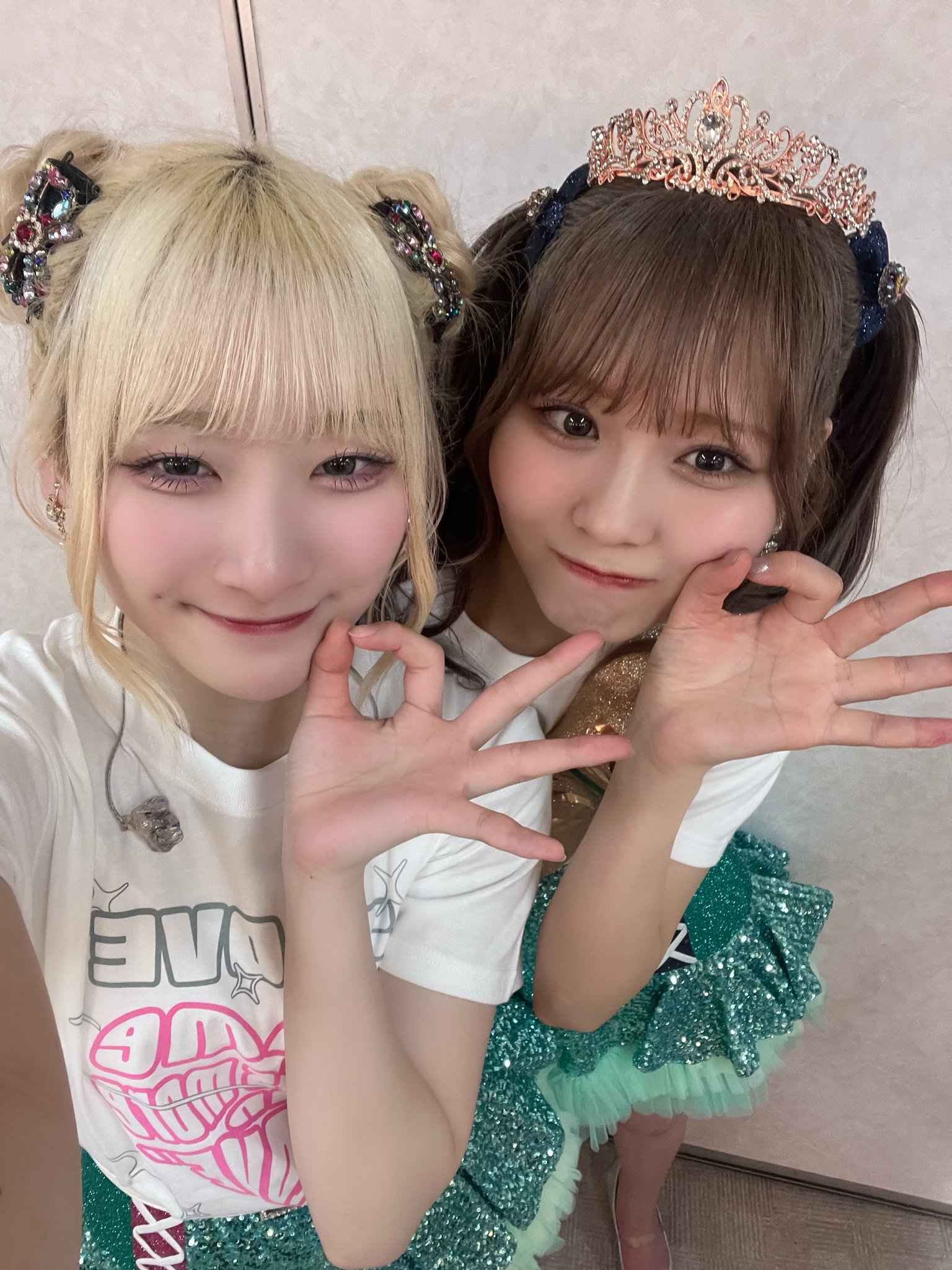 【24時間以内発送】＝LOVE 大葉花菜　齋藤樹愛羅　ハンドパペット 24時間以内発送】＝LOVE 大葉花菜 齋藤樹愛羅 ハンドパペット