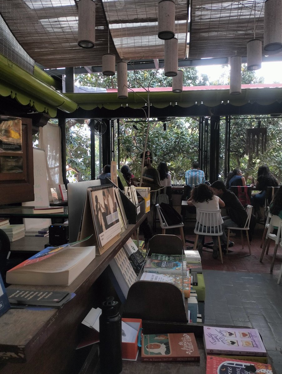 raghavgoyal97's tweet photo. Endgame: start a bookstore cafe https://t.co/IpOEdboMMa