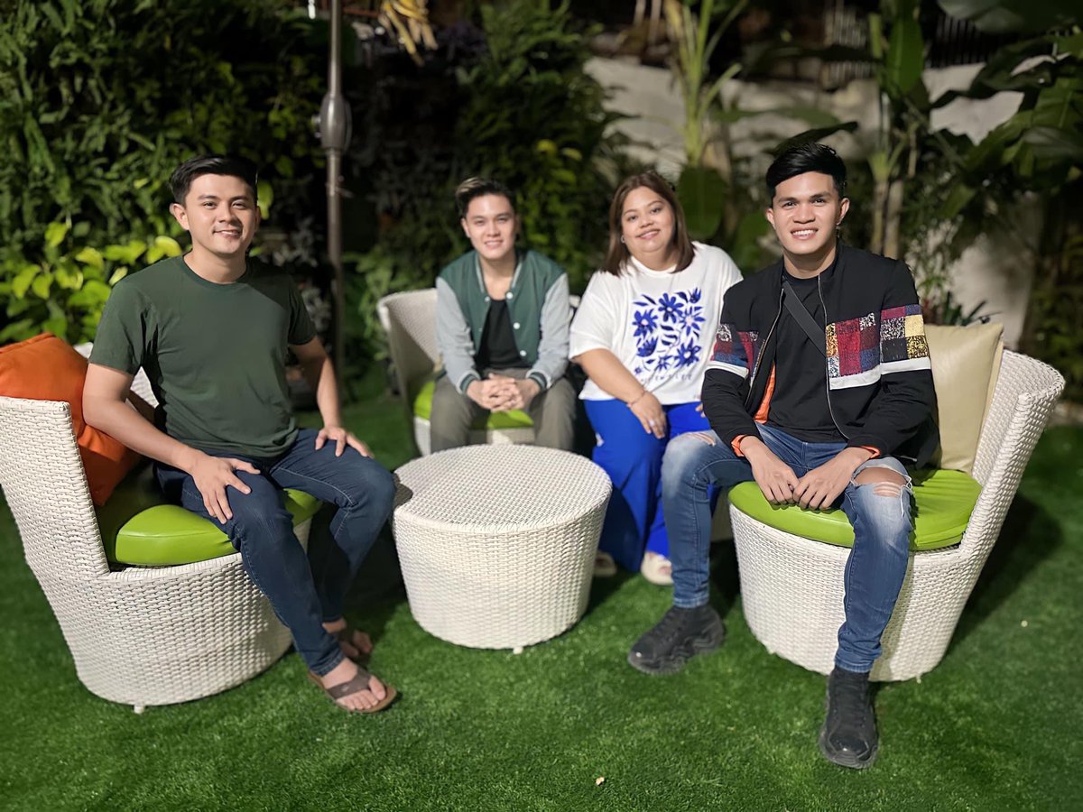 P3Official2023's tweet photo. Contract Signing 📝.
Thank you for trusting us for your upcoming events. Insert Karl. 

P3 🫶. https://t.co/dk945s5vgV