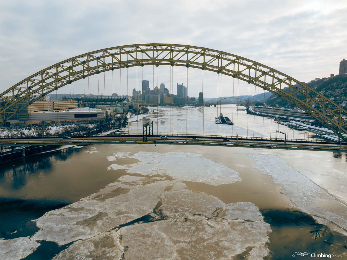 Downtown Pittsburgh framed by the West End Bridge, crossing an icy Ohio River, on a cold January morning with a touch of sunlight. 

#photography #downtownpittsburgh #pittsburgh #westendbridge #Pennsylvania #outdoors #uniqueviews #travel #winter #frozen #climbingskies