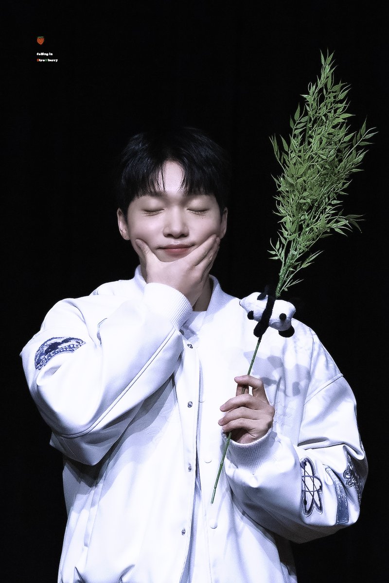 falling_in_sw's tweet photo. 240204 애플뮤직 팬싸인회
#정세운 #JEONGSEWOON #Quiz https://t.co/xWxwNtHyaX