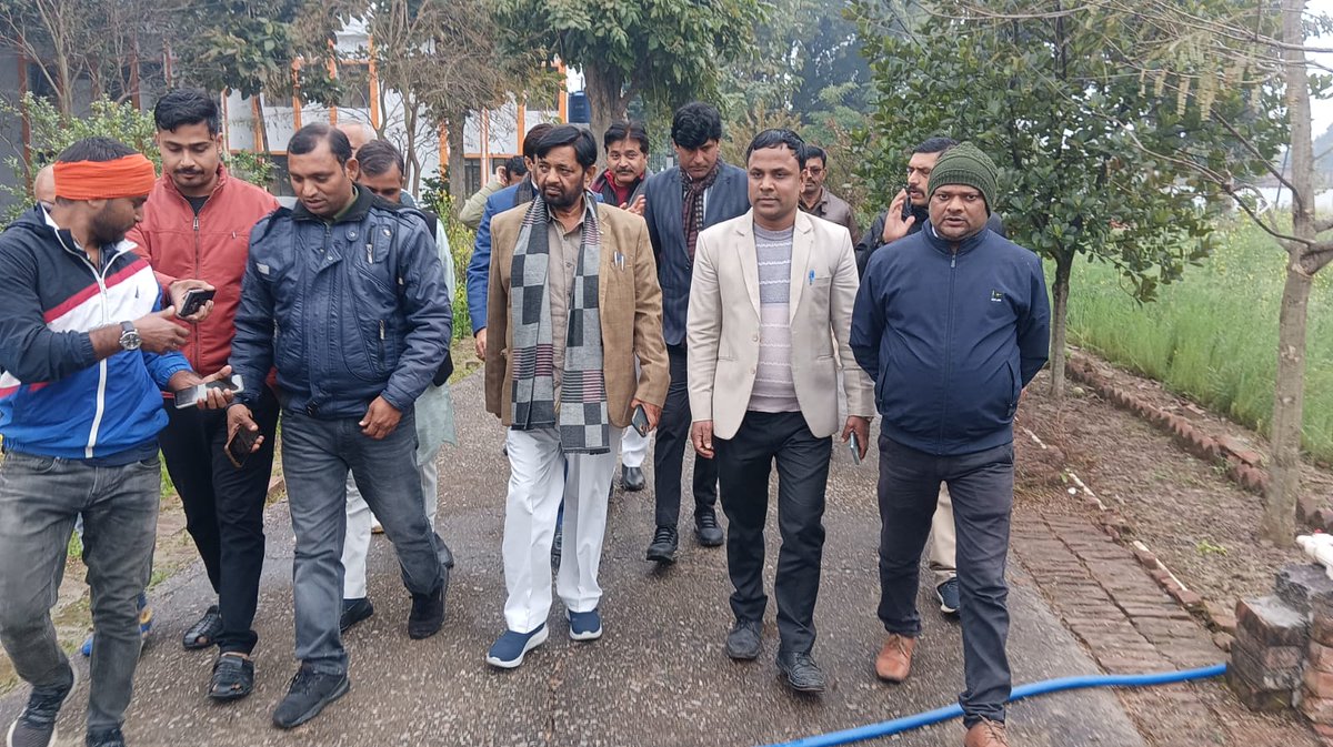 KAMTAPR41212497's tweet photo. आज अनुसूचित जाति छात्रावास सम्पर्कसंवाद कार्यक्रम के अन्तर्गत बख्शी का तालाब विधानसभा लखनऊ क्षेत्रराजापुर इन्दौरा स्थिति अनुसूचितजाति छात्रावास मे मुख्य अतिथि माननीय कौशल किशोर केन्द्रीय आवासन शहरी कार्य राज्यमंत्री ने निरीक्षण कियानिरीक्षणकेदौरान कार्यकर्ताओं के ��ाथ उपस्थित रहा https://t.co/U4ad25g8XE