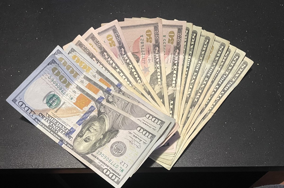 RoeOngo1's tweet photo. ‼️ All in ☝️ day the legal way ‼️
#everythingispossible #LetsGo #fyp Making sure my bro @duvalcane904 will be straight when he touch 👇 March 2027 #Grinding #hustlerealhard 💪 💪 💪 #idontgettired ✊ ✊ 💯 💯 @JeffJeff904r https://t.co/sbsb2B87ia