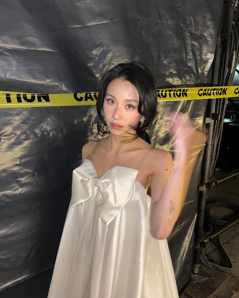 chaeyoungspics's tweet photo. prettiest lady https://t.co/dFgJB3daBm