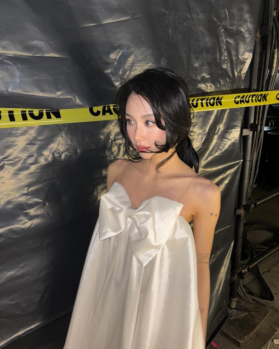 chaeyoungspics's tweet photo. prettiest lady https://t.co/dFgJB3daBm