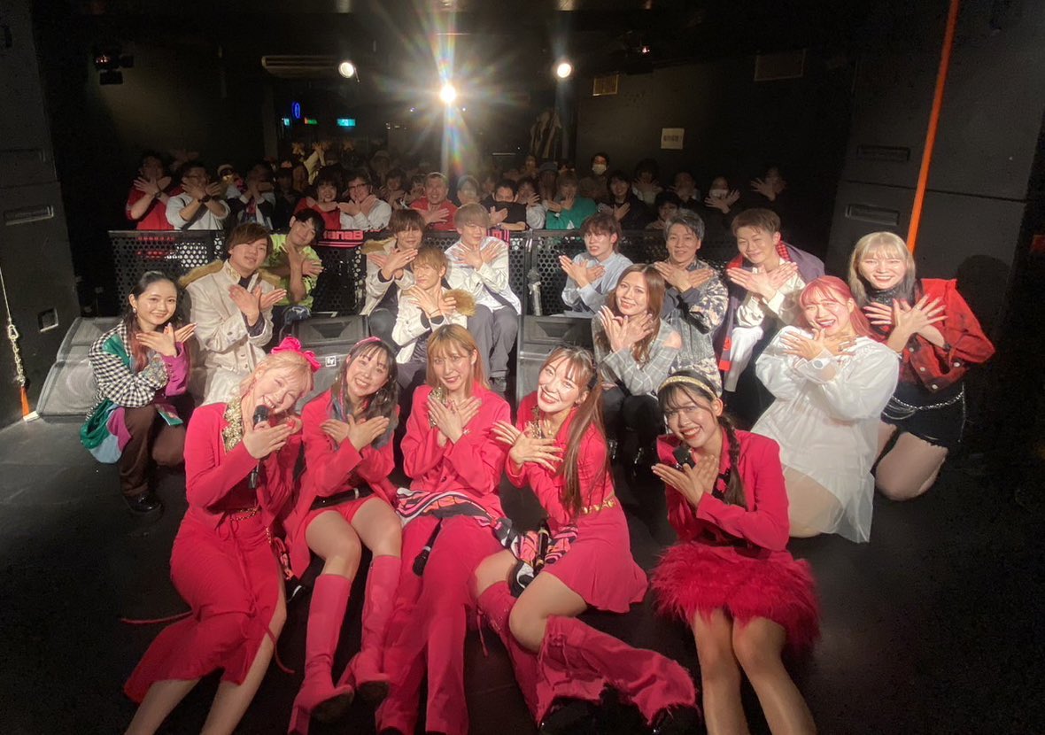 eggshell__'s tweet photo. ・
ЯanaB presents
【Яe;__】　@静岡sunash

ありがとうございました！

2人体制になってから初箱ライブ！
お客さんも共演者の皆さんも温かくて素敵な空間でした💓

#ЯanaB
#EGGSHELL https://t.co/e3PuIizxkI