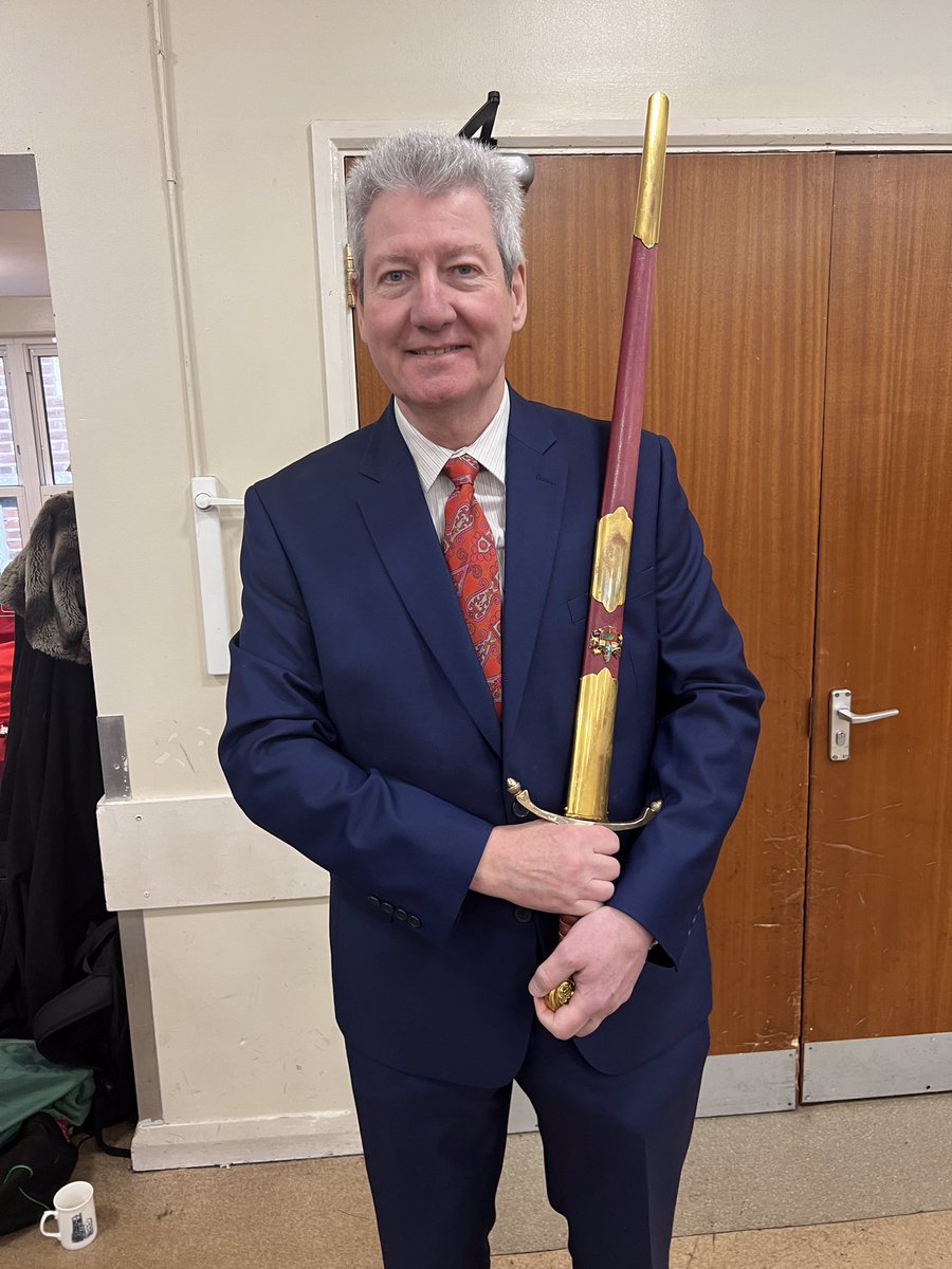 RupaHuq's tweet photo. Fine  Crayle service w/ sermon Acton by @joaufer presided over by @Hitesh_T @MayorofEaling with many in attendance including @DrAyshaRaza @SteveDW3 and Kieron Gavan sword bearer

Message emphasising solidarity, we are more than individuals but have common goals and shared values https://t.co/sF4ZOZnwqX