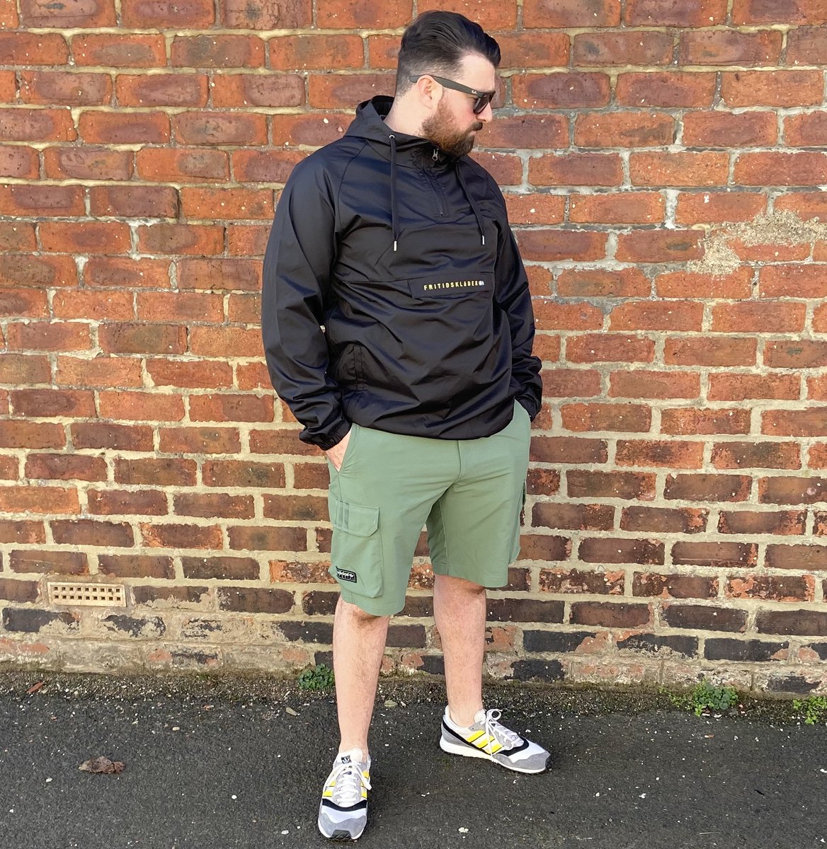 A first in Combo Cup history

Not a single vote separated these two in the groups

So flash poll, 5 hours, head to head

Who's combo gets your vote, poll in the comments, please vote and retweet

<a href="/Scottowl1867/">Scott owl</a> on the left
<a href="/adamsarchive/">Adam David</a> on the right

Good luck lads