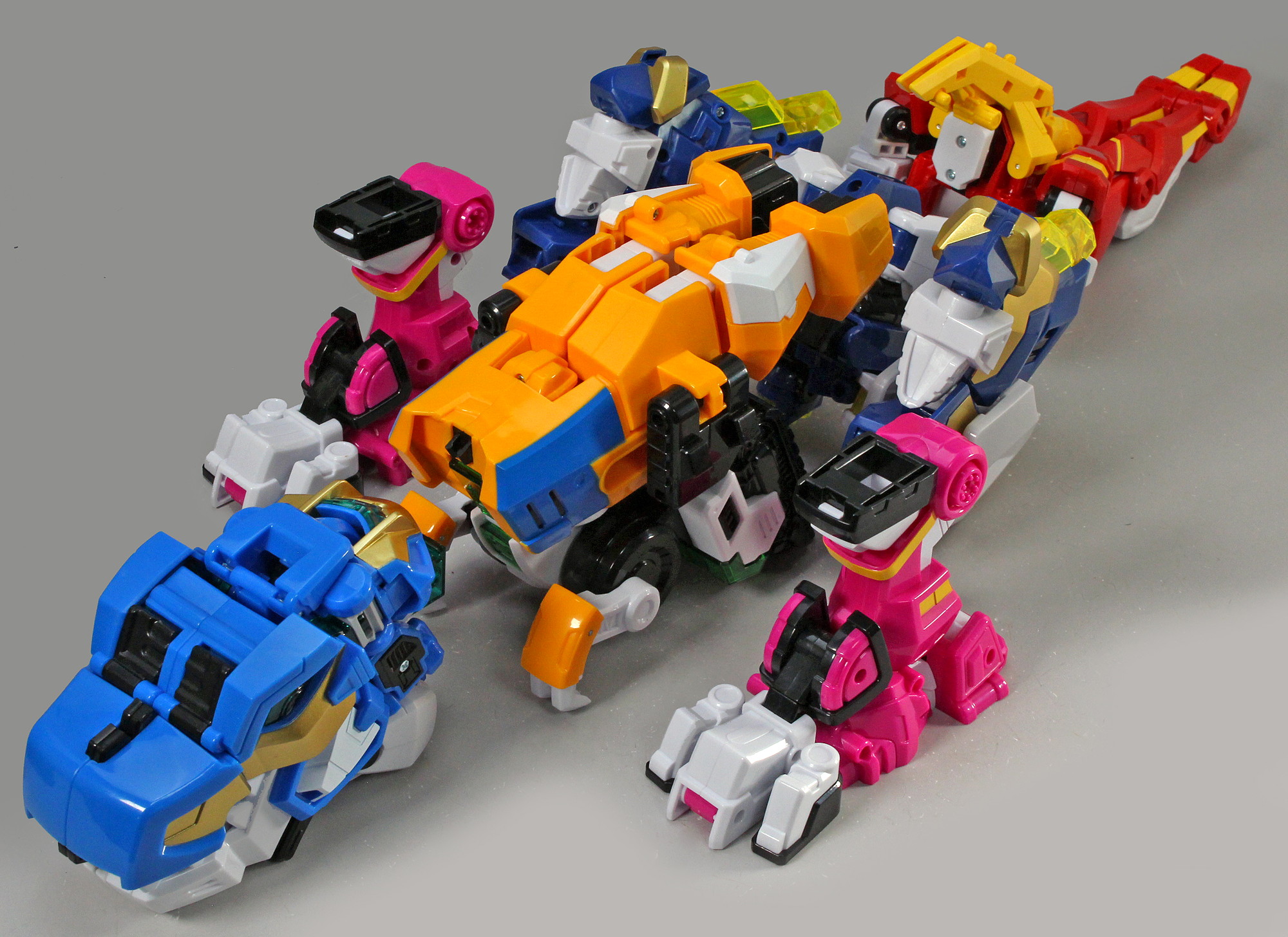 スーパーティラキング ミニ特攻隊 トランスフォーマー メタルカードボット 石川よしのぶ على X: 