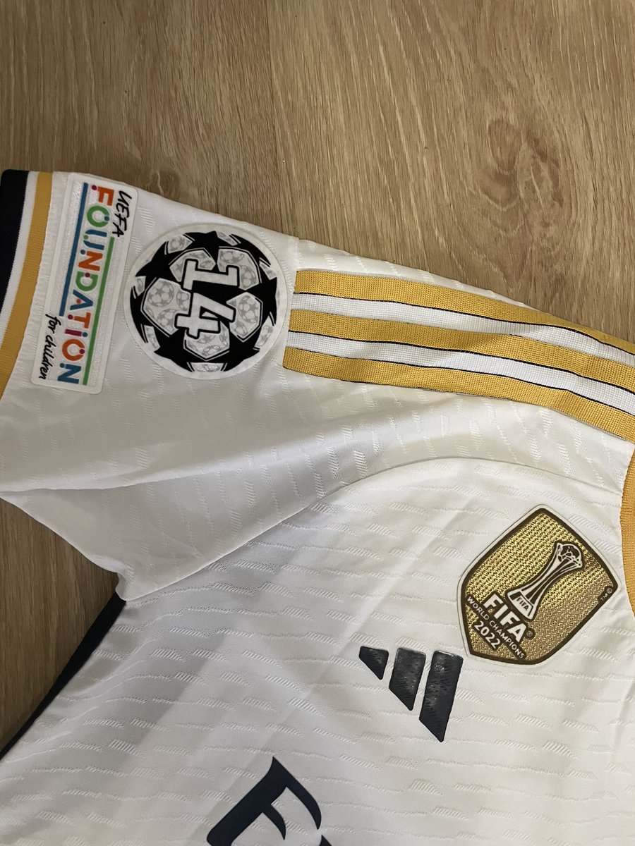 Felizidaane's tweet photo. SORTEO DE DERBI🔥🔥

👀SI EL REAL MADRID GANA EL DERBI Y VINICIUS JR ANOTA ⚽️SORTEAREMOS SU CAMISETA ENTRE TODOS LOS QUE DEN MG❤️ Y RT🔄✅ https://t.co/Gj2Nj3tB3q