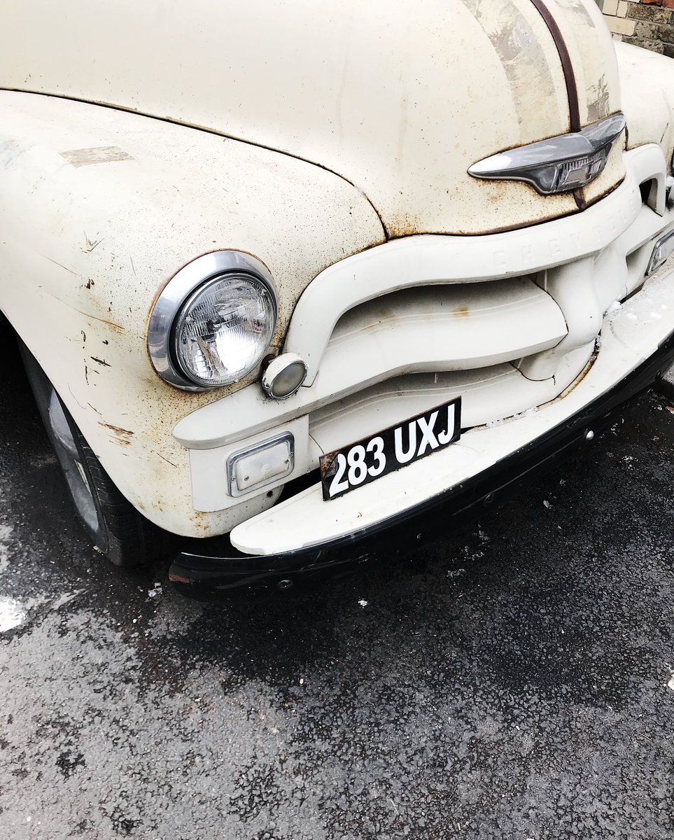 anatantranquila's tweet photo. Un vistazo 👀 a mis coches 🚙 📷 Estos from London #bricklane https://t.co/mvWOFviNho