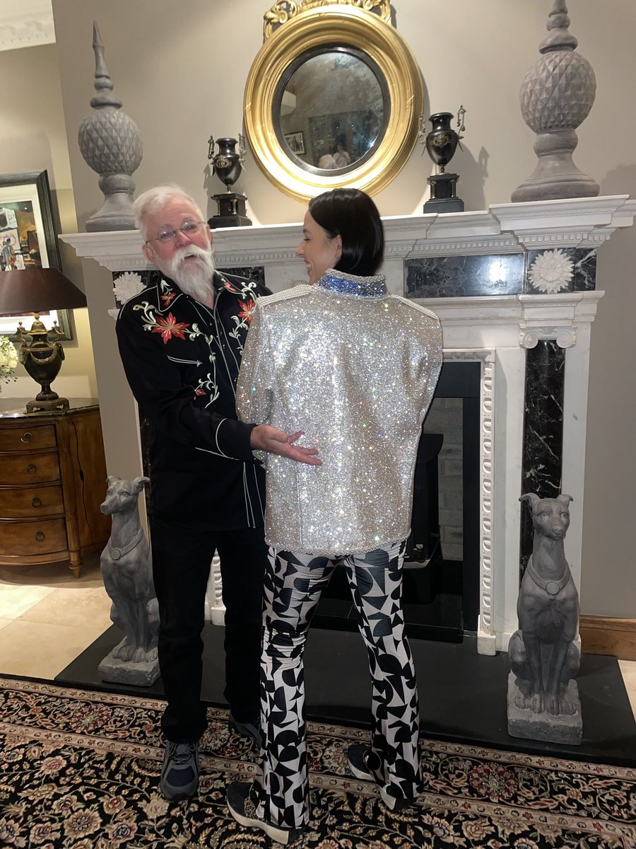 Amidst all the madness of January, I had the pleasure and honour of meeting the one and only Michael Bush. 

Michael Bush is the creative genius behind all of Michael Jackson’s incredible jackets. 

He gave me some brilliant advice, an unforgettable experience!