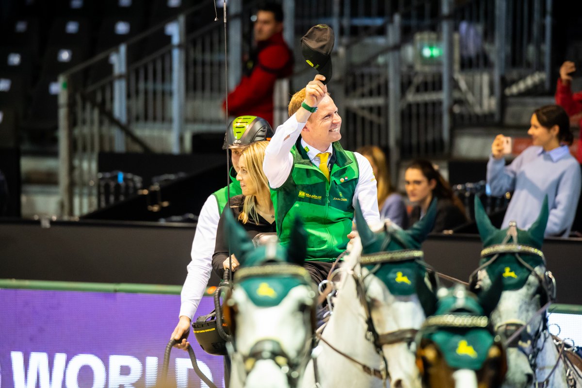 Bram Chardon reclaims his crown! 👑

After an early lead on day one, <a href="/bramchardon/">bram chardon</a> secured his third #FEIDrivingWorldCup title with a brilliant performance alongside his sister Lianne Chardon and Twan Vieveen! 💪

👉 fei.org/stories/sport/…

📸©️FEI/Lukasz Kowalski

#FEIDriving
