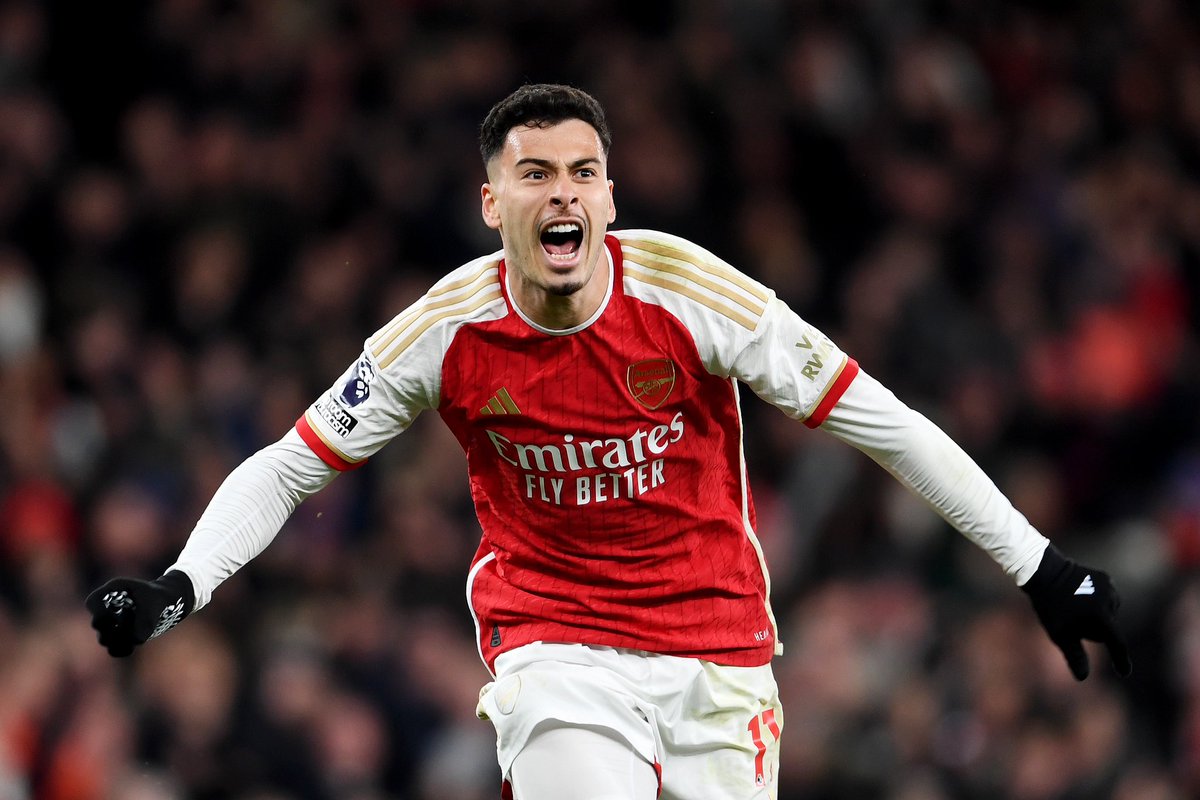 adriaJM8's tweet photo. VICTORIÓN DEL ARSENAL EN EL EMIRATES STADIUM!! El Arsenal gana en una actuación MUY DOMINANTE a todo un Liverpool. Qué partidazo de los de Arteta, que casi se ve empañado por un error antes del descanso.

Qué maravilla, familia. COME ON YOU GUNNERS.

La Premier, más viva que nunca.