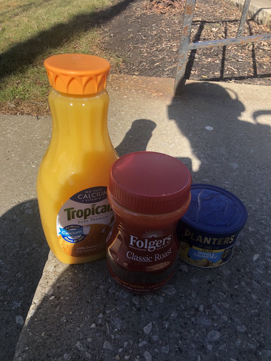 iownjd's tweet photo. The best chance to maximizing life’s profits are through first: Daily hydration, hardened maintenance, consistent implementation, persistent conditioning and proper nutrition is key to a quality life and good living. #BrandPartner #Spokesman #DadBlogger #Sponsored #Advert #AD #JD https://t.co/V0dcHVhsFy