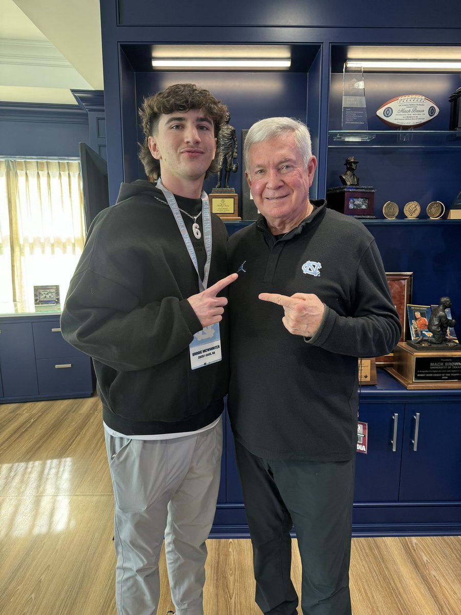 BrodieMcWhorter's tweet photo. #AG2G After a GREAT conversation with @CoachMackBrown i’m blessed to receive an offer from The University of North Carolina !! #GoHeels 🐏 @ChipLindsey11 @_Coach_Miles @julianrowecohen @GBoyer_UNC @CassFootball @Gates_CassHC @dodd_tk @rvfc10 https://t.co/UcDp3ldGOL
