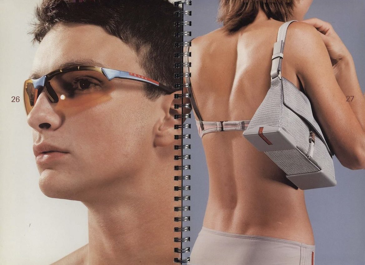 wire-bound

jil sander s/s 1996 photographed by craig mcdean

prada sport s/s 2000 by liz collins, from oldprada on ig