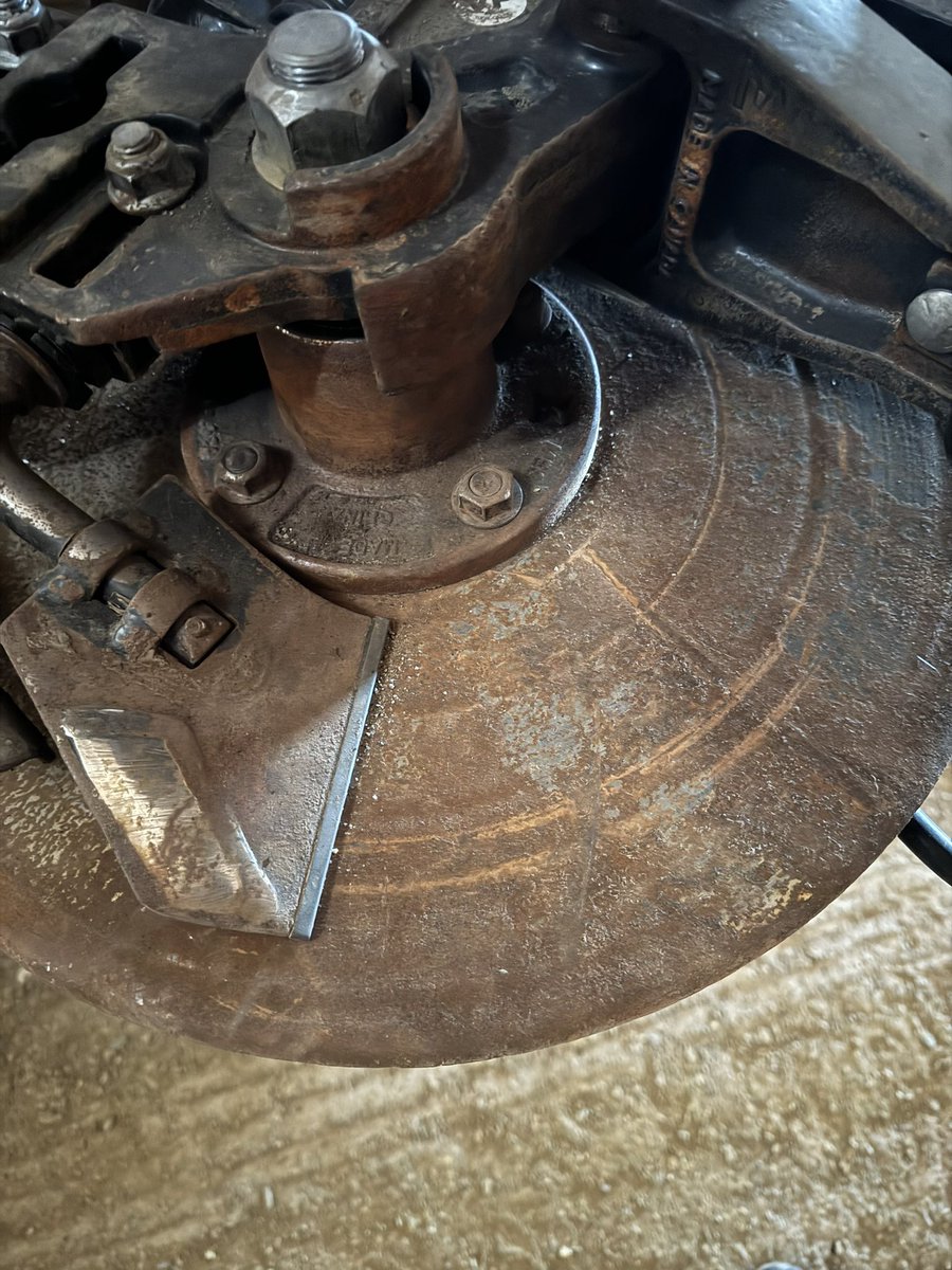 Repost for chance to win $1,000 Milwaukee impact credit of choice to the post that sells this drill.
Bourgault 2015, 66 ft QDA, 7700 cart with bag lift and conveyor. Drill is fully serviced and ready to hit the field. Drill and cart always shedded (original owner)
$375,000.