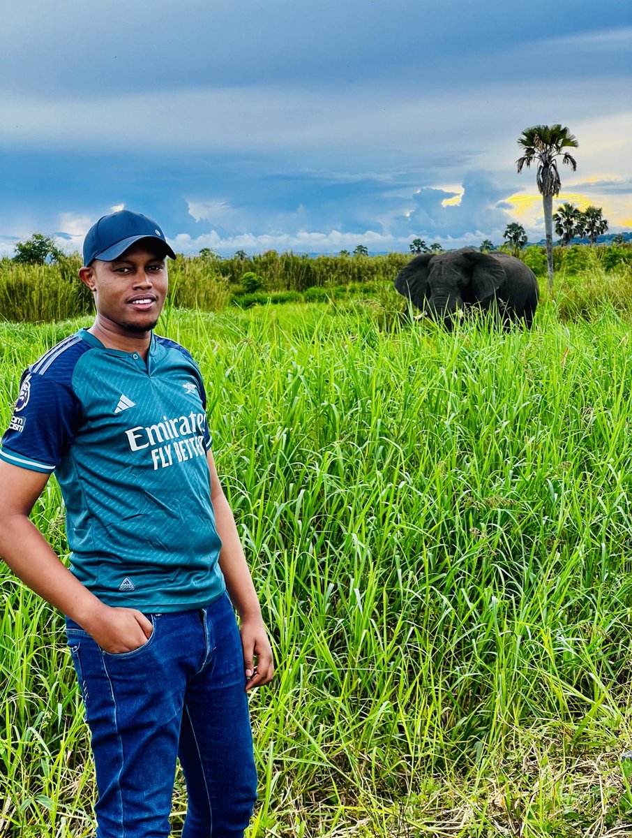 MwesigyeFranks's tweet image. Team Elephant 🐘😎