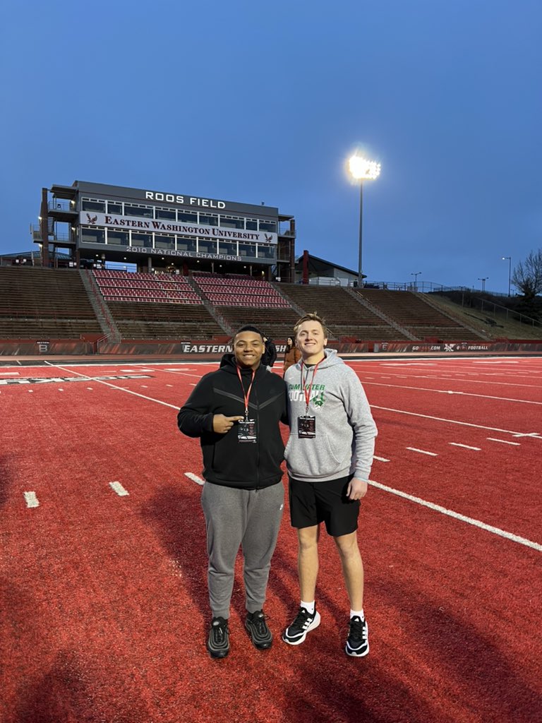 Thank you @marcanderson_ for having me out for the EKG day!! Had a blast getting to know the coaches and players and learning more about Eastern Washington football! <a href="/Coach_ESanders/">Eric Sanders</a> <a href="/CoachBestEWU/">Coach Aaron Best</a> <a href="/EWUFootball/">EWU Football 🏈</a> <a href="/TBirdFootball/">Tumwater ‘Winning’ Football</a> <a href="/BrandonHuffman/">Brandon Huffman</a> <a href="/RylandSpencer/">Ryland Spencer™</a>