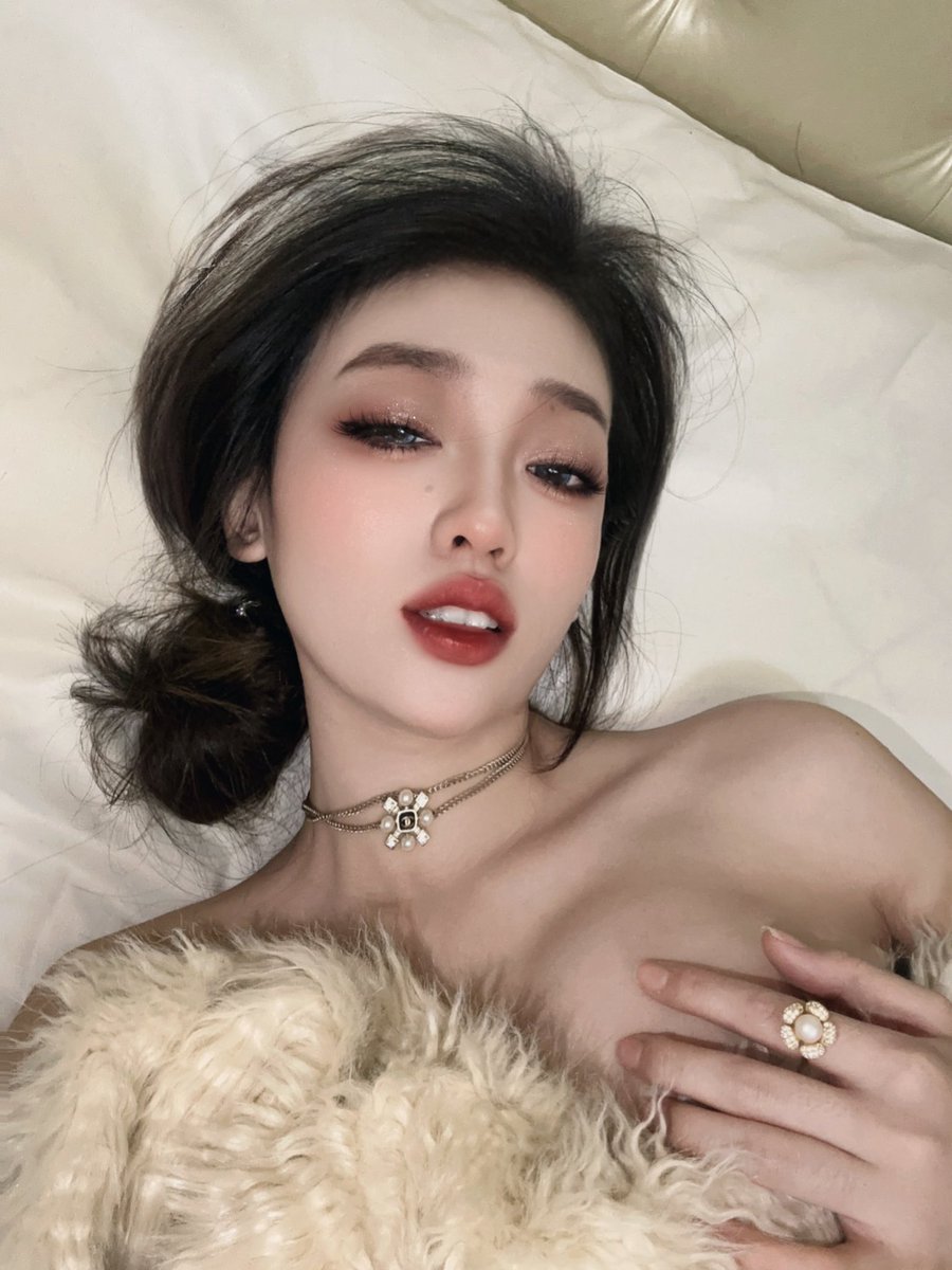 糟糕 喝的ay晕乎乎 https://t.co/3n6KVvEaow